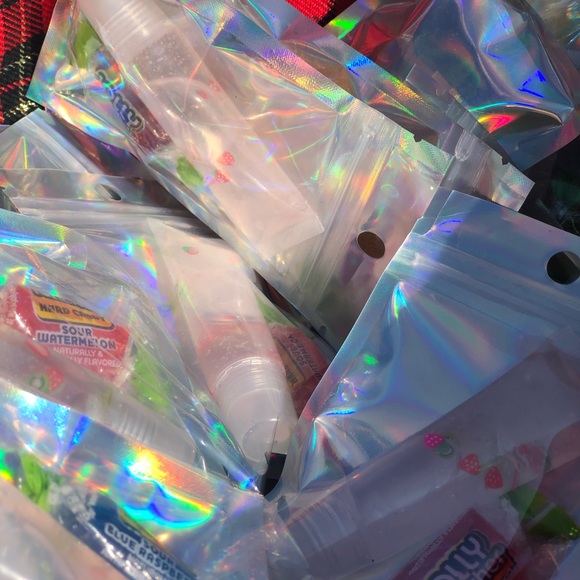 “Fruity” Gloss🍒 - Picture 2 of 2